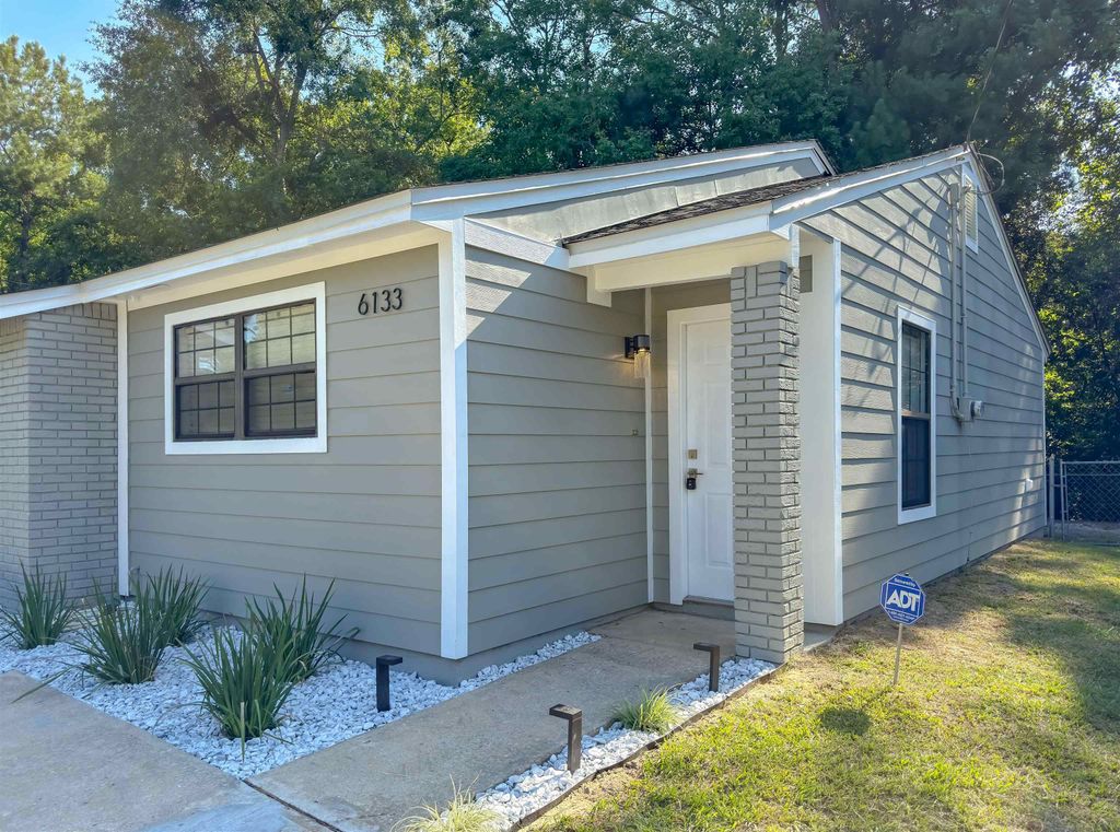 Photo of 6133 Greenon Lane, Tallahassee, FL 32304 (MLS # 399445)