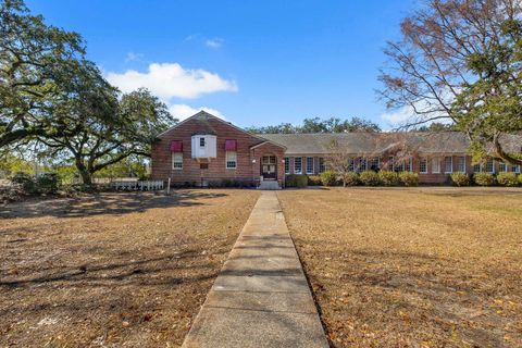 Tiny photo for 91 Old Mt Pleasant Road, Quincy, FL 32352 (MLS # 396788)