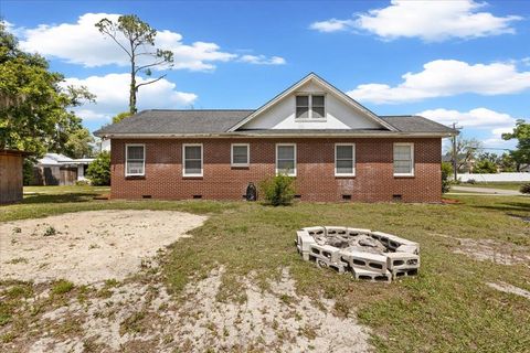 Tiny photo for 515 N QUINCY Street, Perry, FL 32347 (MLS # 399234)