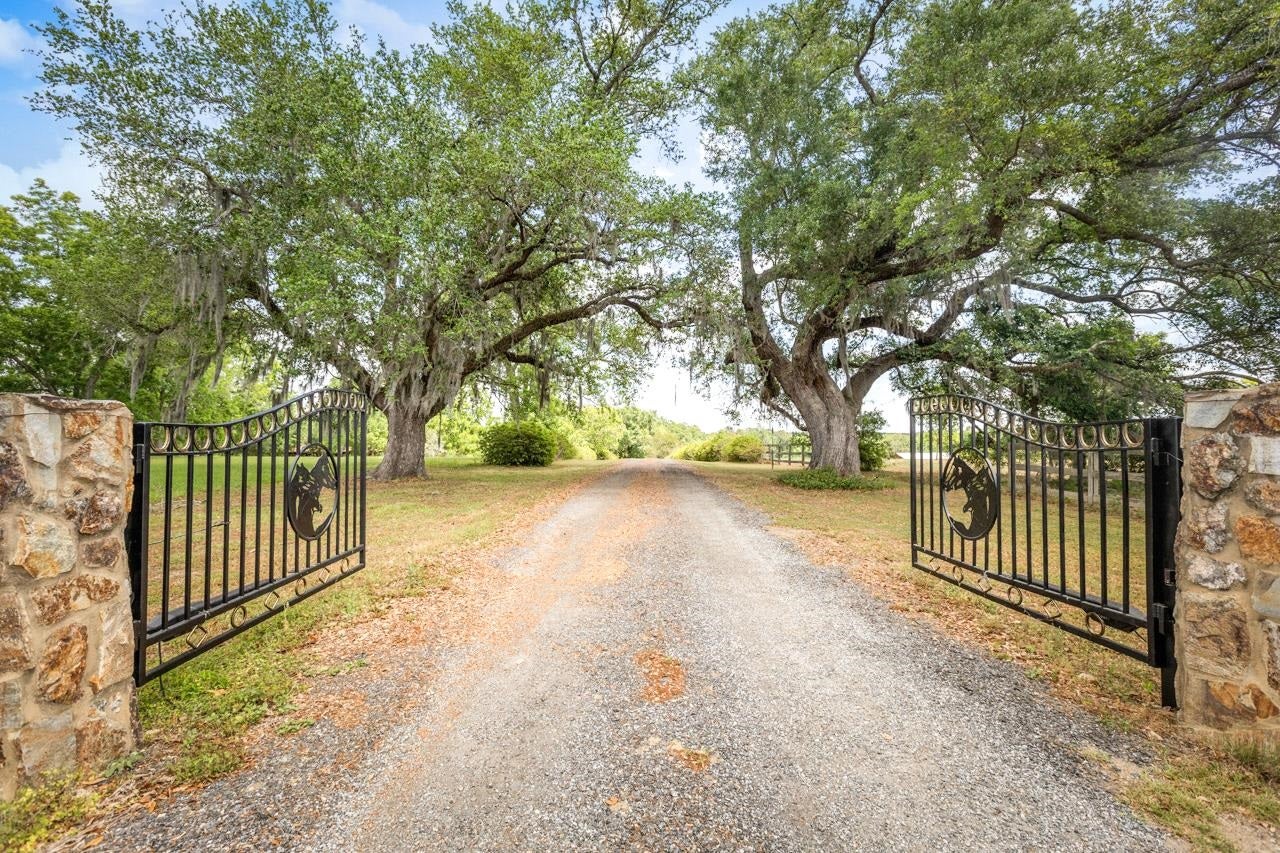 1590 Tyson Road
