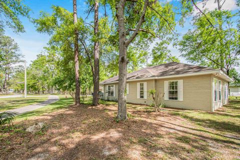 Tiny photo for 23390 Elmwood Lane, Other Florida, FL 32064 (MLS # 399432)