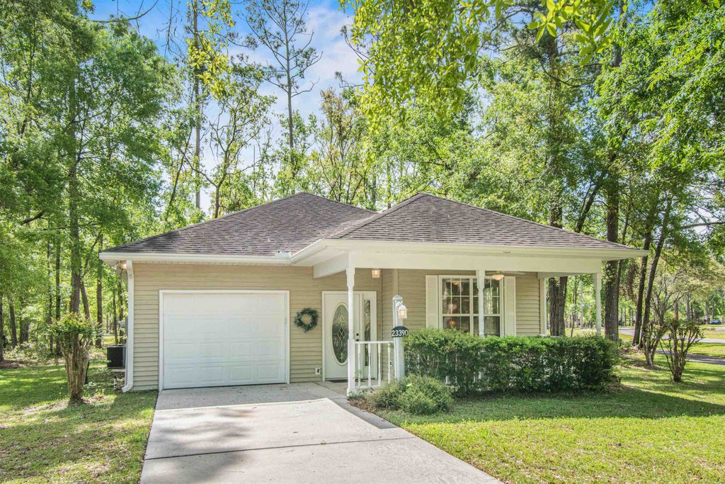 Photo of 23390 Elmwood Lane, Other Florida, FL 32064 (MLS # 399432)