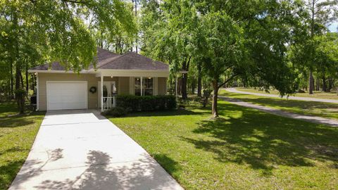 Tiny photo for 23390 Elmwood Lane, Other Florida, FL 32064 (MLS # 399432)