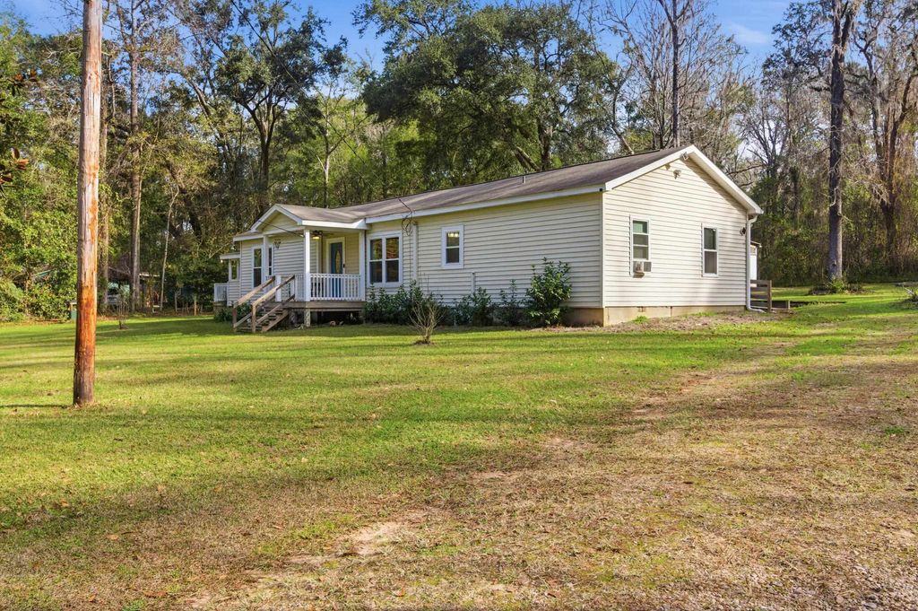 Photo of 1381 Yearling Trail, Tallahassee, FL 32317 (MLS # 394933)