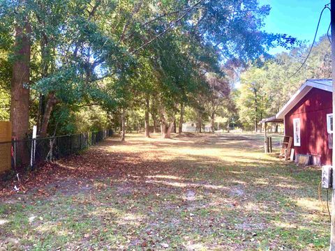 Tiny photo for 24057 Lanier Street, Tallahassee, FL 32310 (MLS # 392580)