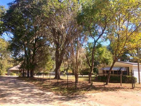 Tiny photo for 24057 Lanier Street, Tallahassee, FL 32310 (MLS # 392580)