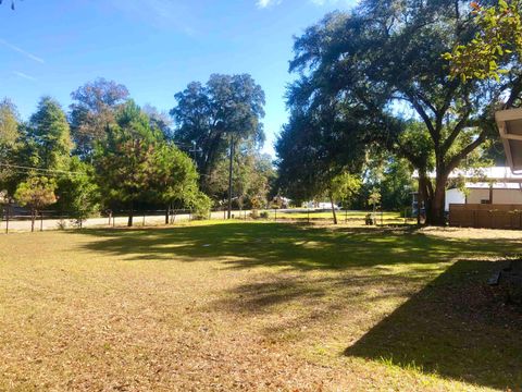 Tiny photo for 24057 Lanier Street, Tallahassee, FL 32310 (MLS # 392580)
