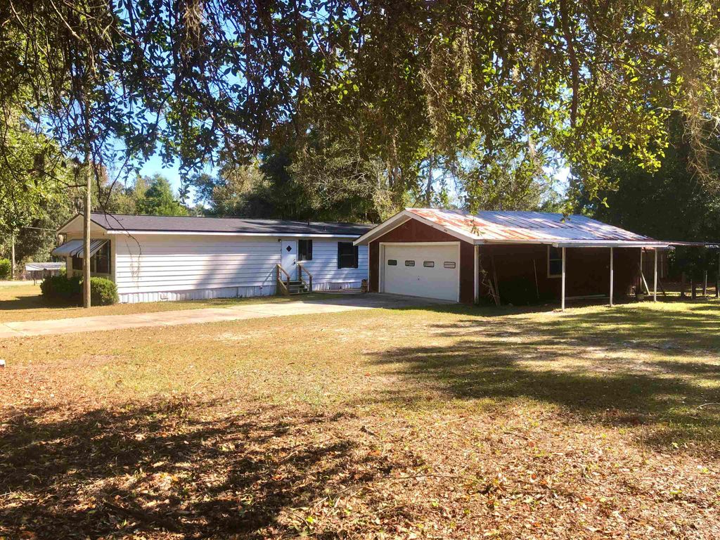 Photo of 24057 Lanier Street, Tallahassee, FL 32310 (MLS # 392580)