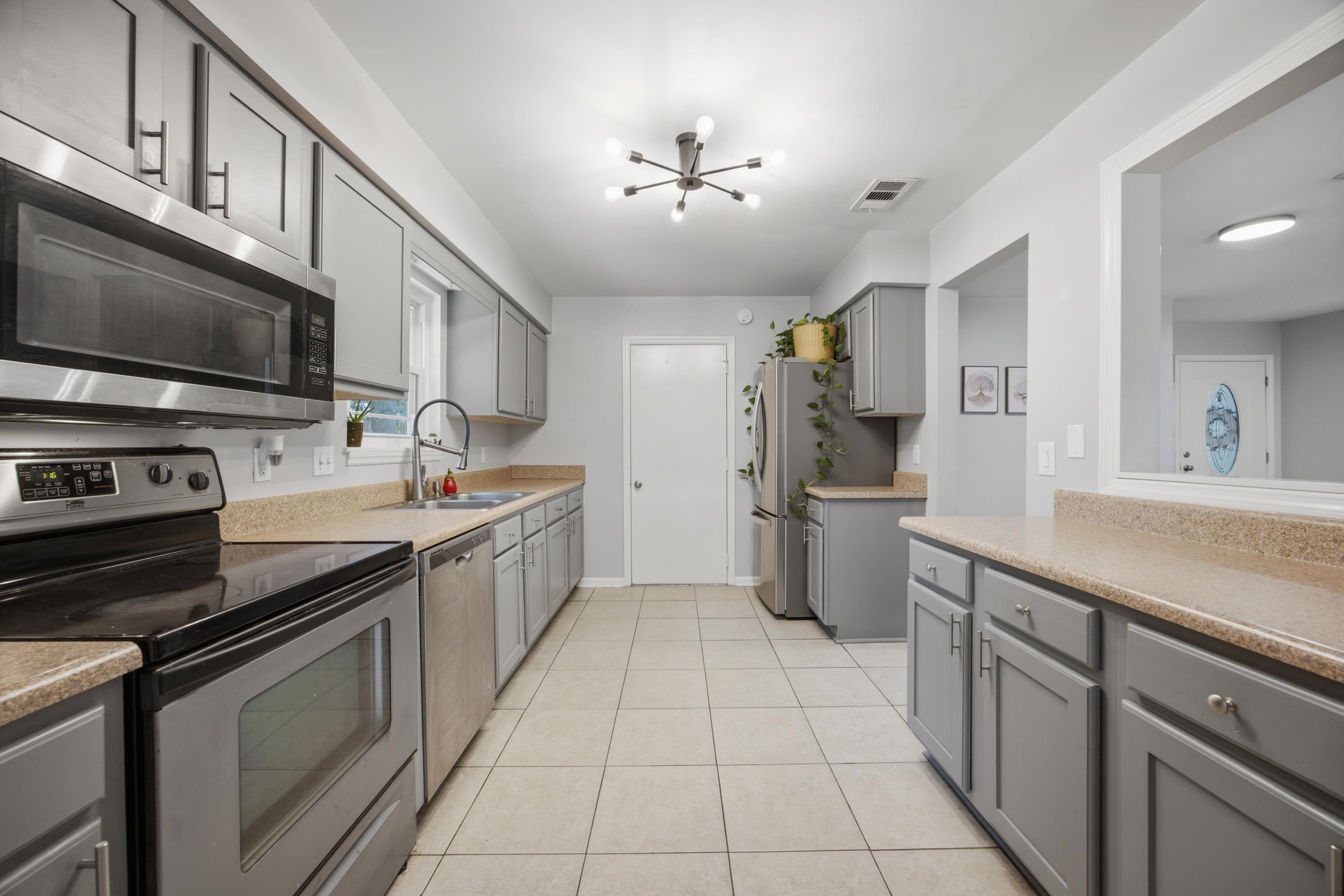 3420 Monitor Lane