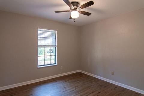 Tiny photo for 1056 Longstreet Drive, Tallahassee, FL 32311 (MLS # 397548)