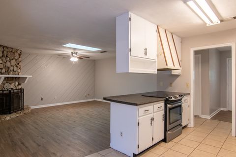 Tiny photo for 1056 Longstreet Drive, Tallahassee, FL 32311 (MLS # 397548)