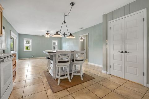 Tiny photo for 24494 Lanier Street, Tallahassee, FL 32310 (MLS # 388496)
