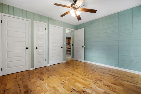 Tiny photo for 24494 Lanier Street, Tallahassee, FL 32310 (MLS # 388496)