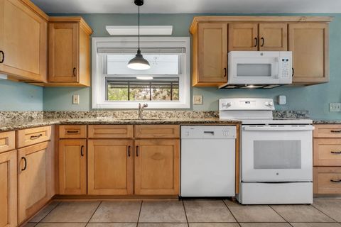 Tiny photo for 24494 Lanier Street, Tallahassee, FL 32310 (MLS # 388496)