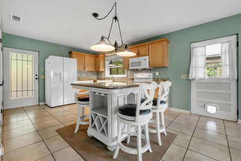 Tiny photo for 24494 Lanier Street, Tallahassee, FL 32310 (MLS # 388496)