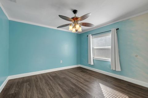 Tiny photo for 501 Gaile Avenue, Tallahassee, FL 32305 (MLS # 395238)