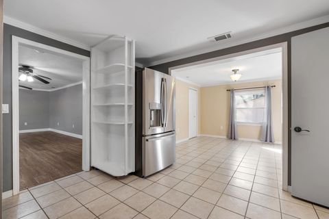 Tiny photo for 501 Gaile Avenue, Tallahassee, FL 32305 (MLS # 395238)