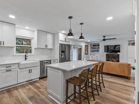 Tiny photo for 2209 Demeron Road, Tallahassee, FL 32308 (MLS # 394190)