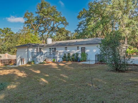 Tiny photo for 2209 Demeron Road, Tallahassee, FL 32308 (MLS # 394190)