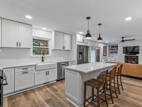 Tiny photo for 2209 Demeron Road, Tallahassee, FL 32308 (MLS # 394190)