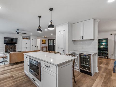 Tiny photo for 2209 Demeron Road, Tallahassee, FL 32308 (MLS # 394190)