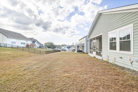 Tiny photo for 173 Bienville Place, Tallahassee, FL 32317 (MLS # 400840)
