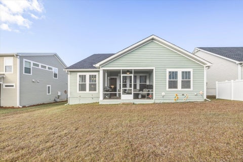 Tiny photo for 173 Bienville Place, Tallahassee, FL 32317 (MLS # 400840)