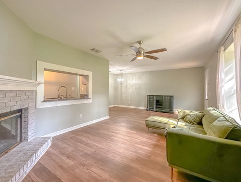 Tiny photo for 2011 Gardenbrook Lane, Tallahassee, FL 32301 (MLS # 402105)