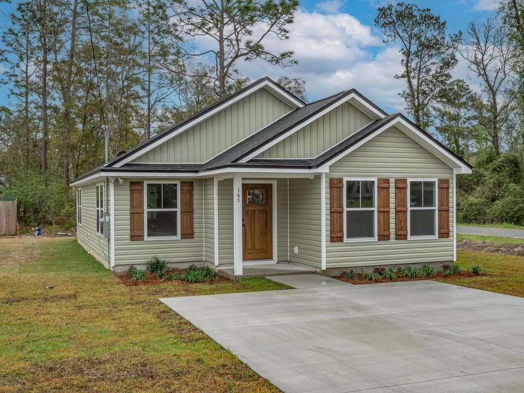 Photo of 74 Navajo Trail, Crawfordville, FL 32327 (MLS # 402834)