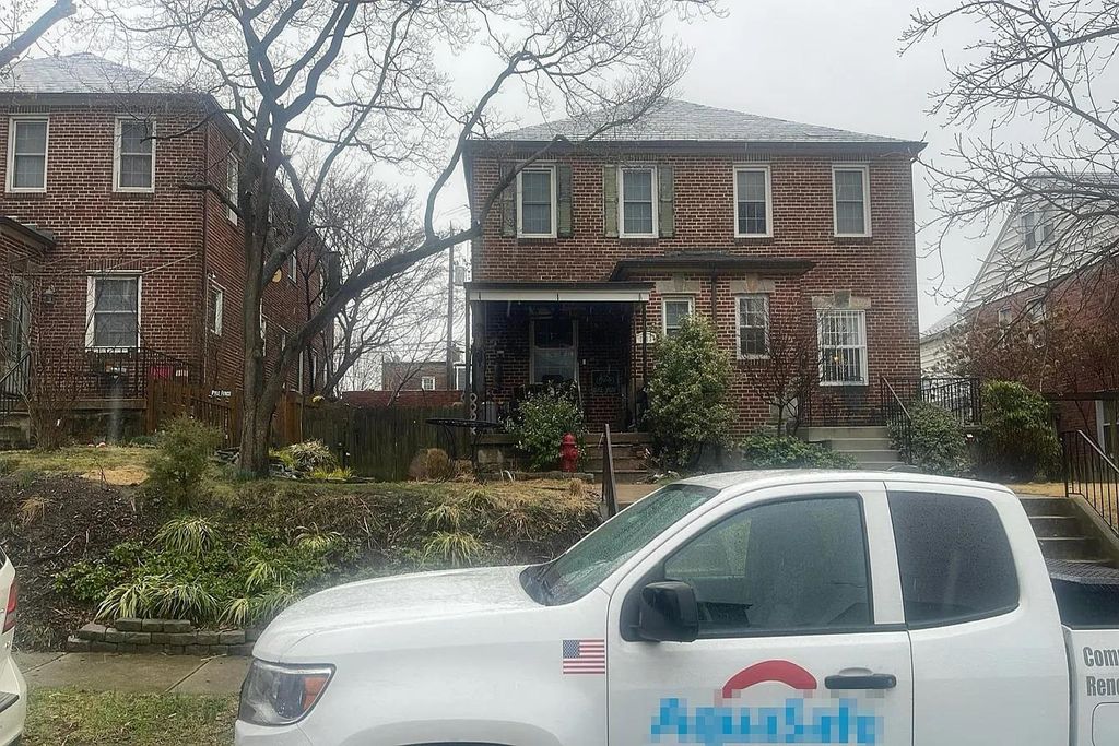 Photo of 2413 Pelham Avenue, Other Florida, MD 21213 (MLS # 397826)