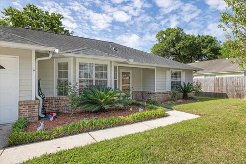 Tiny photo for 3853 Magellan Court, Tallahassee, FL 32303 (MLS # 398152)