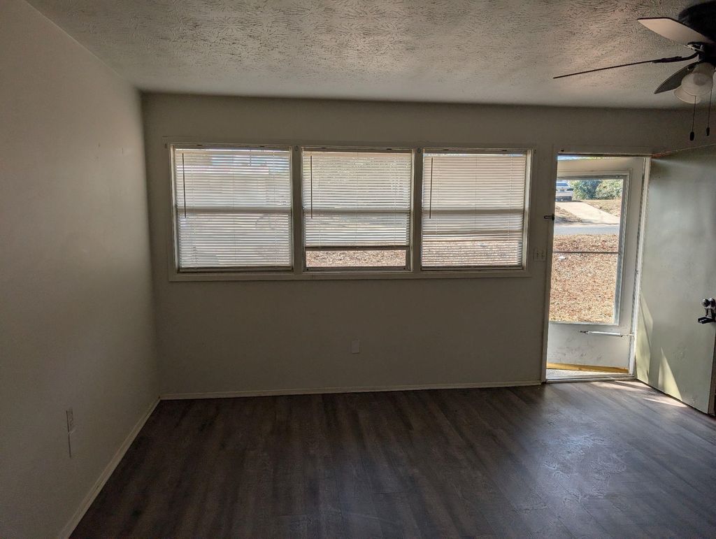 Photo of 3621 S LAKEWOOD Drive, Tallahassee, FL 32305 (MLS # 396672)