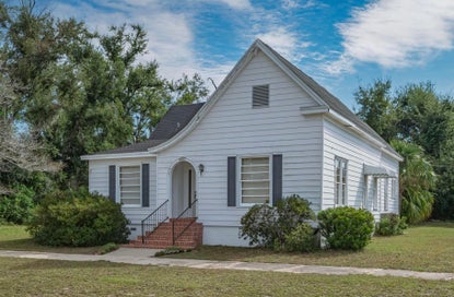 415 W Main St – Investment Home