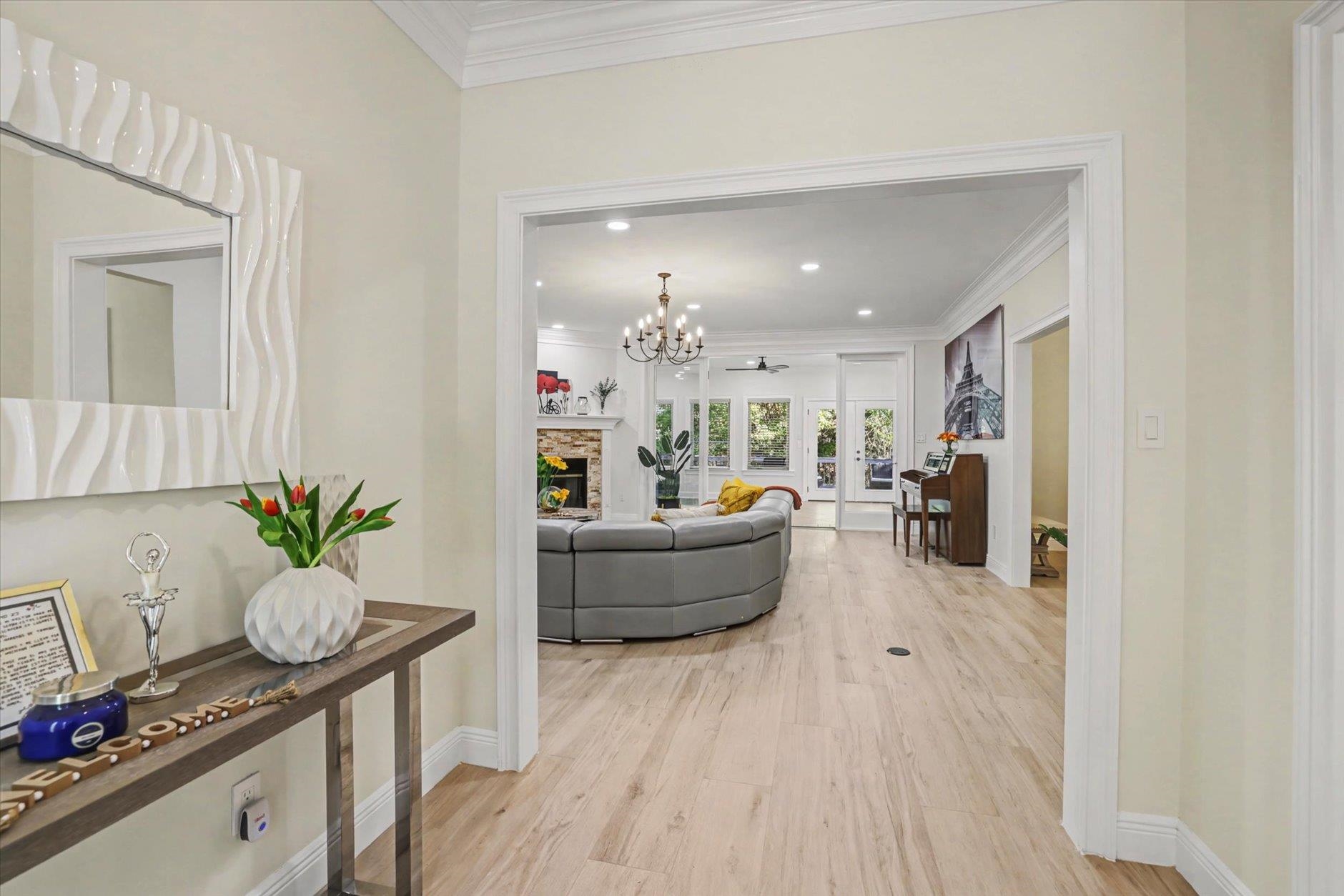 5335 PEMBRIDGE Place