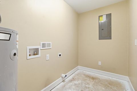 Tiny photo for 3627 S Lakewood Drive, Tallahassee, FL 32305 (MLS # 395120)