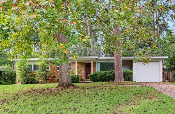 1720 CANTERBURY ST, TALLAHASSEE, FL 32308 - Image 418bb90db360d856b4ec6a3bcee6e98e/2139290986
