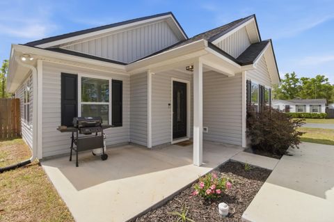 Photo of 4 Shar-Mel-Re Lane, Crawfordville, FL 32327 (MLS # 398266)