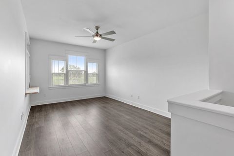 Tiny photo for 4000 Biltmore Avenue, Tallahassee, FL 32311 (MLS # 400421)