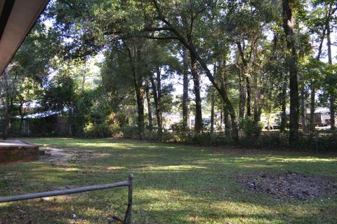Tiny photo for 922 Creek Road, Tallahassee, FL 32305 (MLS # 390833)