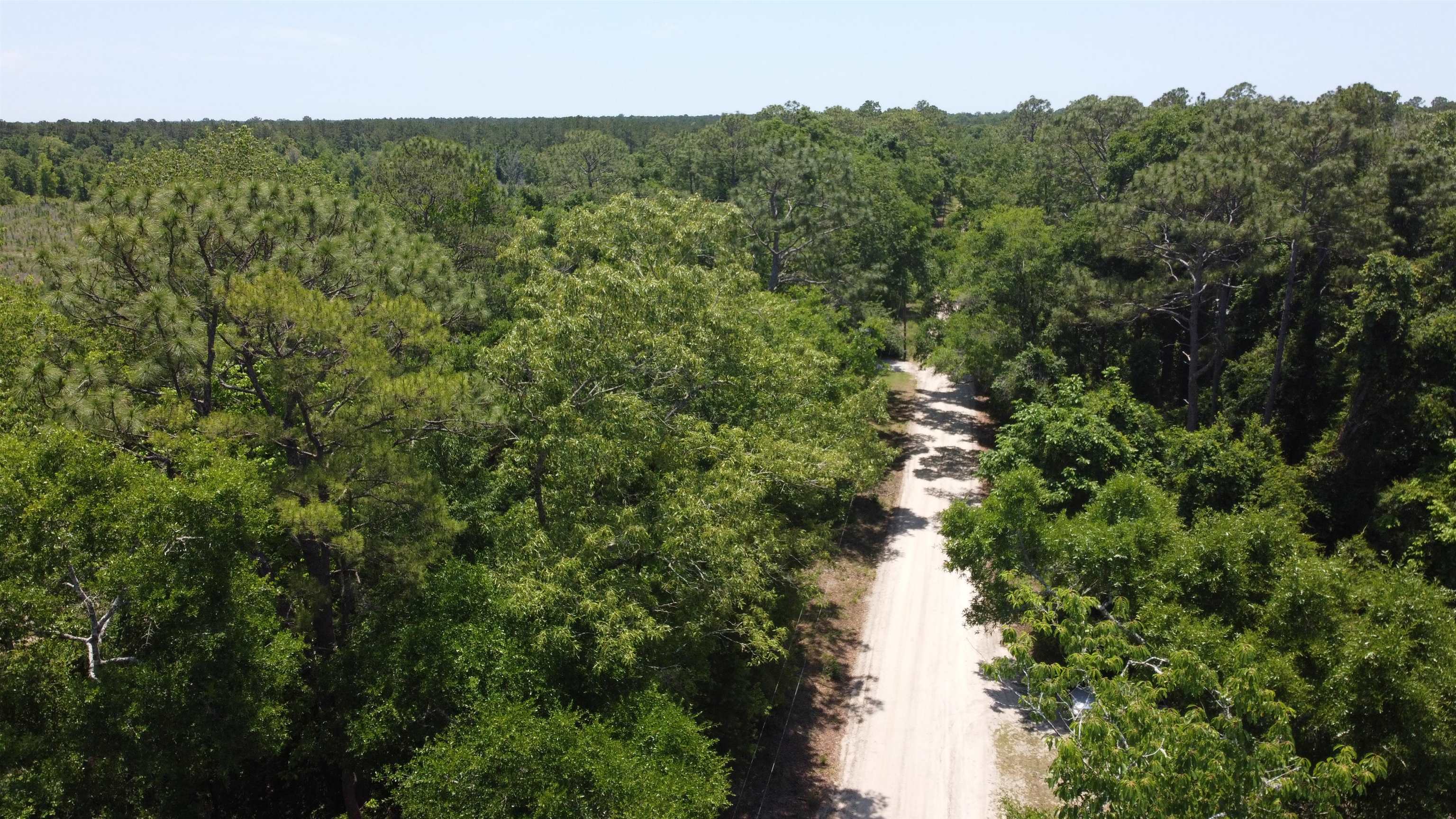 XX Iroqouis Road