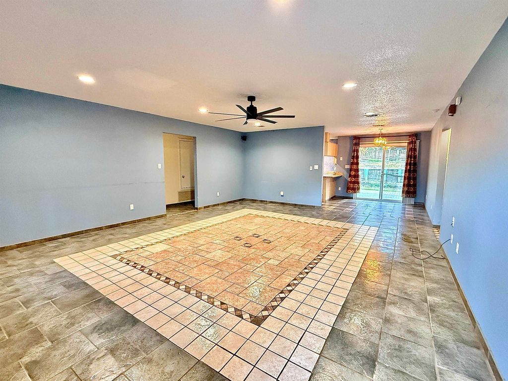 Photo of 8341 Chickasaw Trail, Tallahassee, FL 32312 (MLS # 395521)