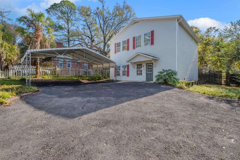 Photo of 231 Lafayette Circle, Tallahassee, FL 32303 (MLS # 394414)