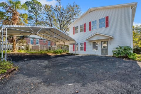 Tiny photo for 231 Lafayette Circle, Tallahassee, FL 32303 (MLS # 394414)
