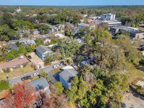 Tiny photo for 231 Lafayette Circle, Tallahassee, FL 32303 (MLS # 394414)