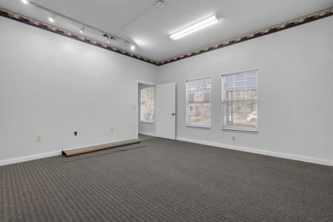 Tiny photo for 231 Lafayette Circle, Tallahassee, FL 32303 (MLS # 394414)