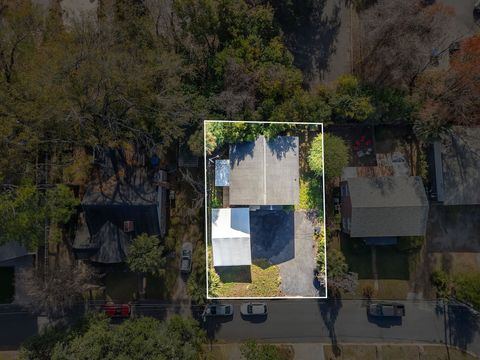 Tiny photo for 231 Lafayette Circle, Tallahassee, FL 32303 (MLS # 394414)