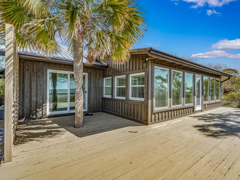 1493 Alligator Drive