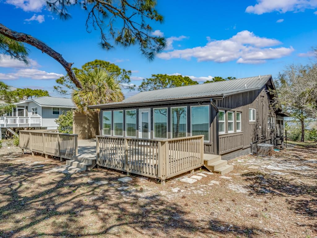 1493 Alligator Drive