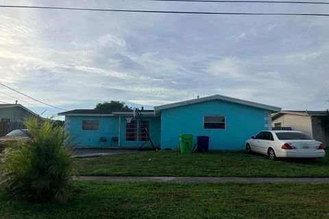 Tiny photo for 8400 NW 24th Place, Other Florida, FL 33322 (MLS # 400418)