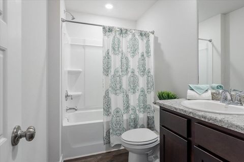 Tiny photo for 4522 RIVERS LANDING Drive, Tallahassee, FL 32303 (MLS # 391871)